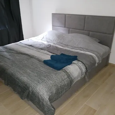 Appartement Betsy Met Direct Zeezicht *