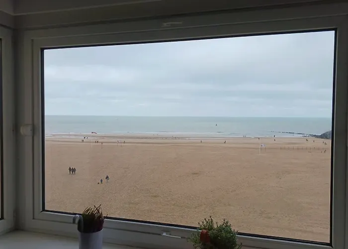 Apartamento Betsy Met Direct Zeezicht *